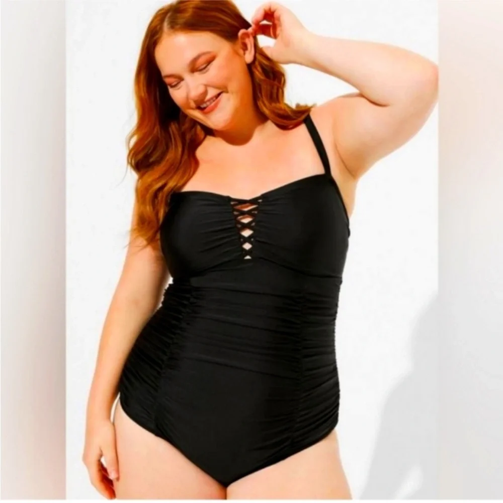 Torrid Plus Size OnePiece Black Swimsuit - Picture 1 of 4